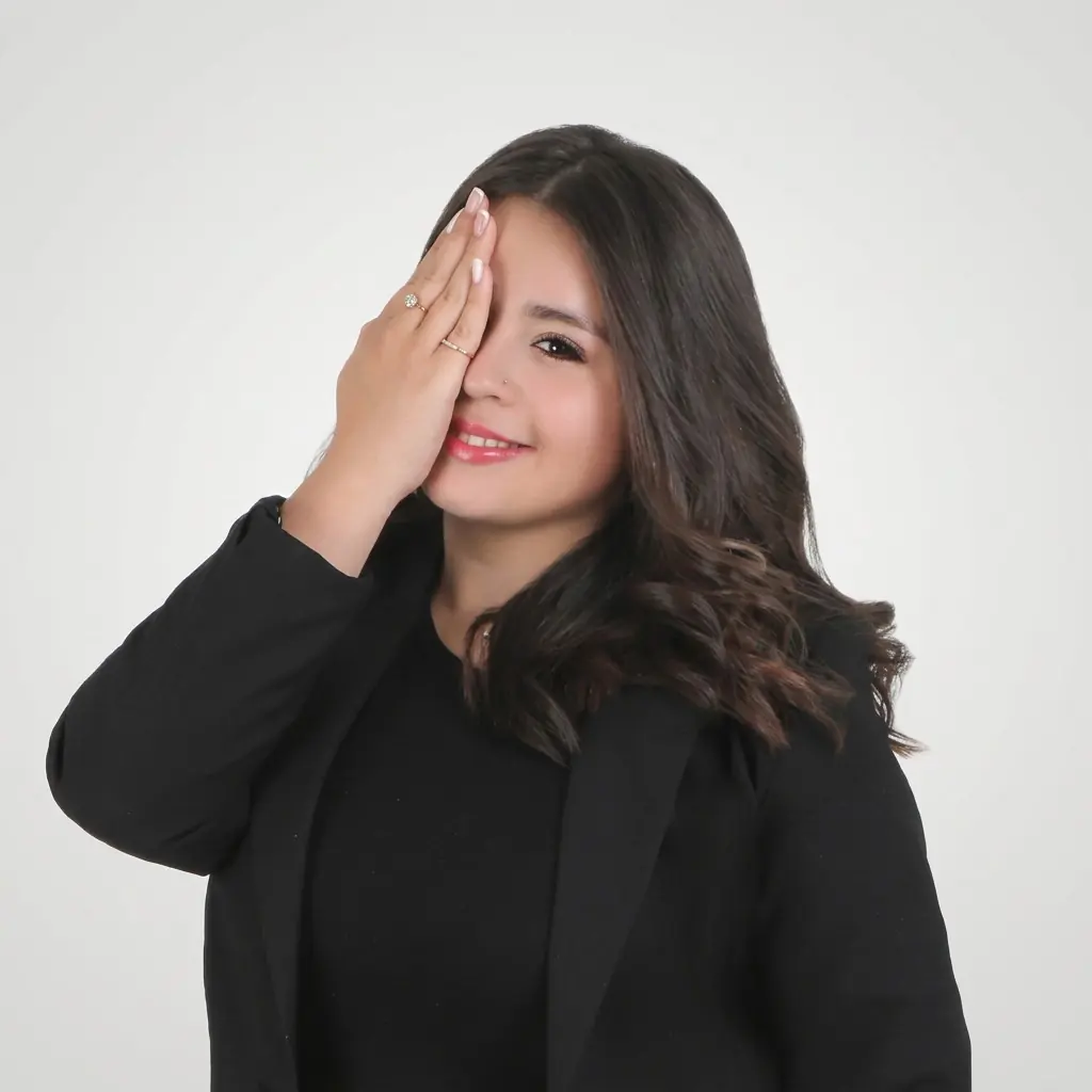 Carol, fundadora de Lashes Co! en Torrevieja